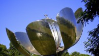 One of the most recognizable sights in Buenos Aires, Argentina is this gigantic metal sculpture of a flower. A gift to the city from Argentine artist Eduardo Catalano in 2002, Floralis Genérica is located in a tranquil park at the Plaza de las Naciones Unidas (United Nations Plaza). It’s kind of hard to tell perspective by this photograph, but the flower stands 23 meters (75...