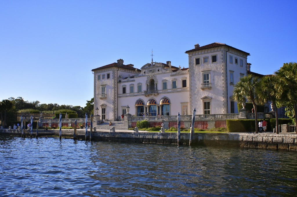 villa from bridge