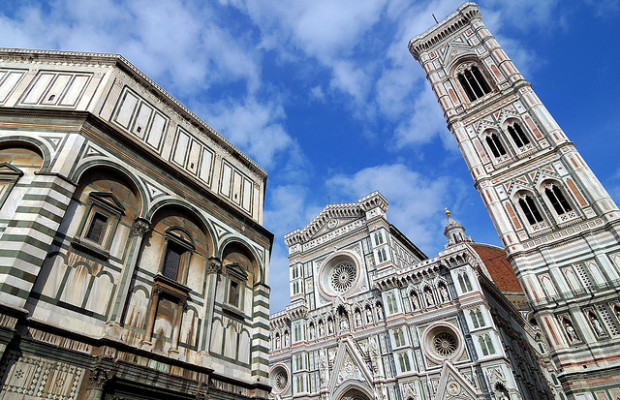 Relive the Wonders of the Renaissance Imagine the Age of the Renaissance when art was very much alive and flourishing. Even if this age is in the past, it can still be re-lived when you walk down the alleyways and cobblestone streets of the elegant city of Firenze in Italy’s famous Tuscany region. Let the beautiful...